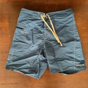 Patagonia Men's Wavefarer Boardshorts